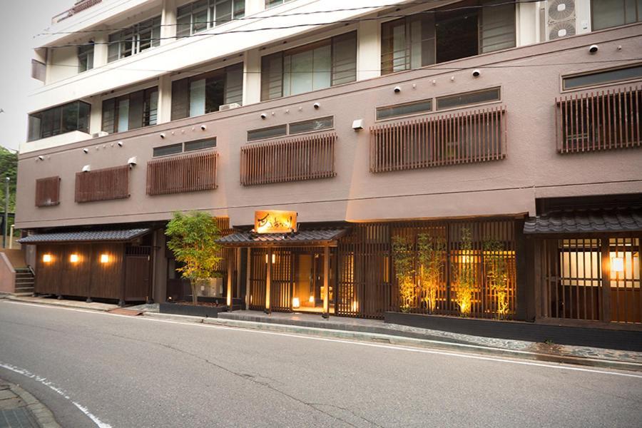 Aizu Higashiyama Onsen Tsuki No Akari Hotell Eksteriør bilde