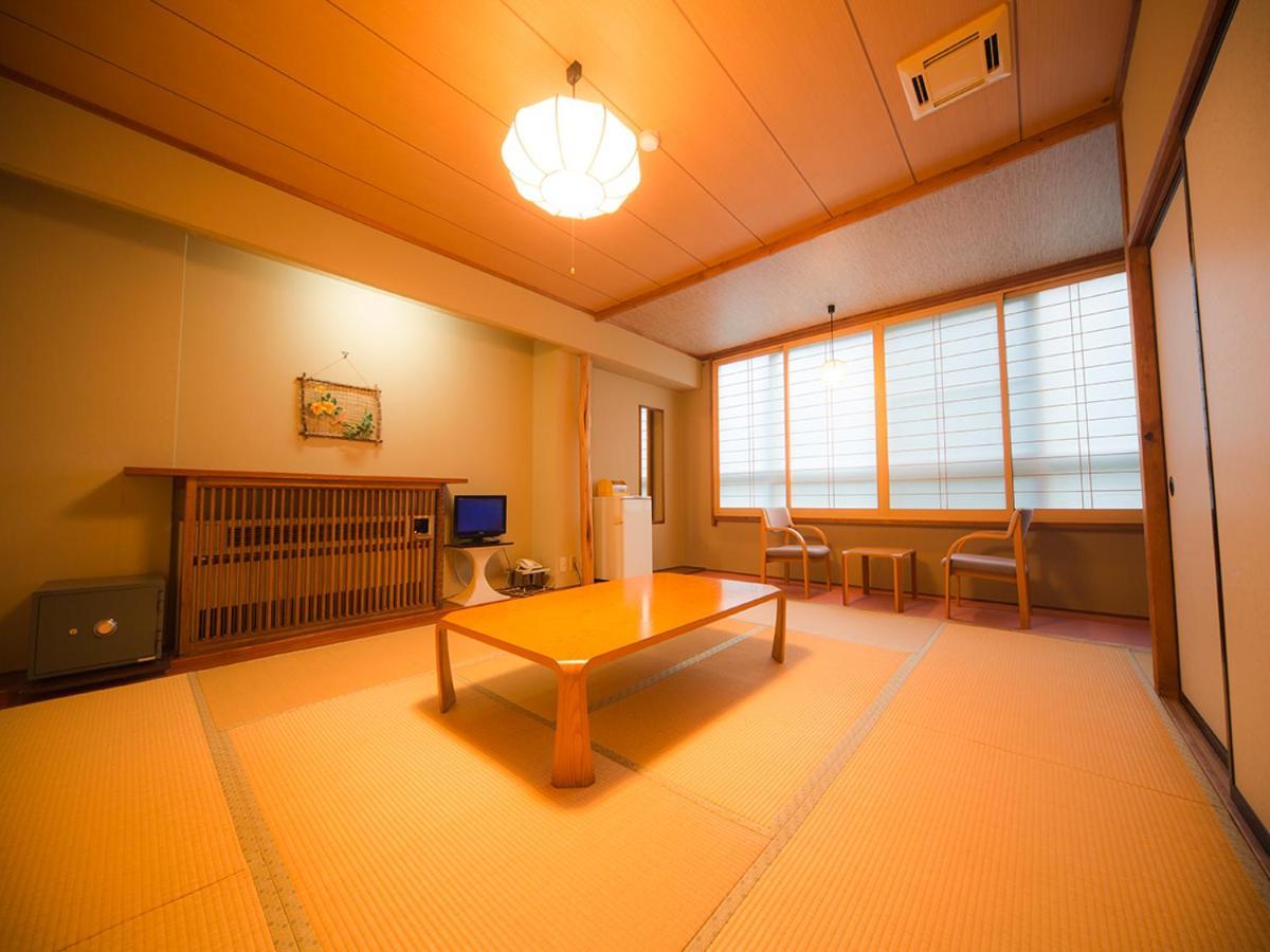 Aizu Higashiyama Onsen Tsuki No Akari Hotell Eksteriør bilde
