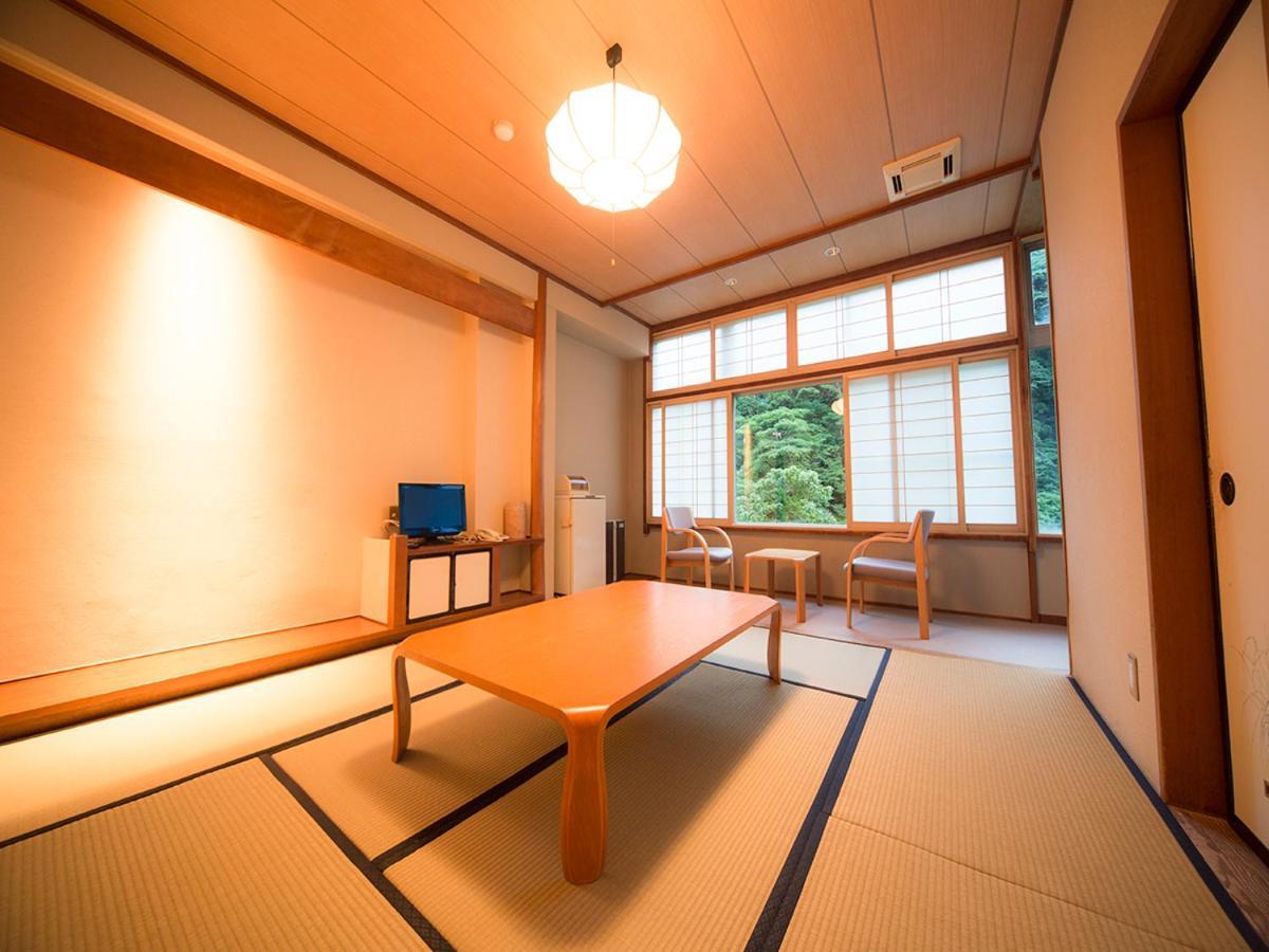 Aizu Higashiyama Onsen Tsuki No Akari Hotell Eksteriør bilde