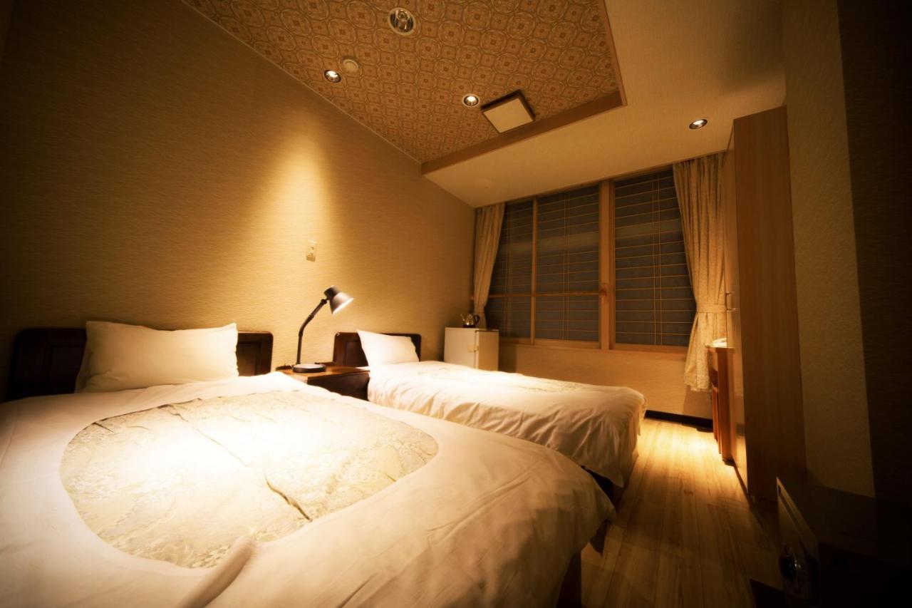Aizu Higashiyama Onsen Tsuki No Akari Hotell Eksteriør bilde